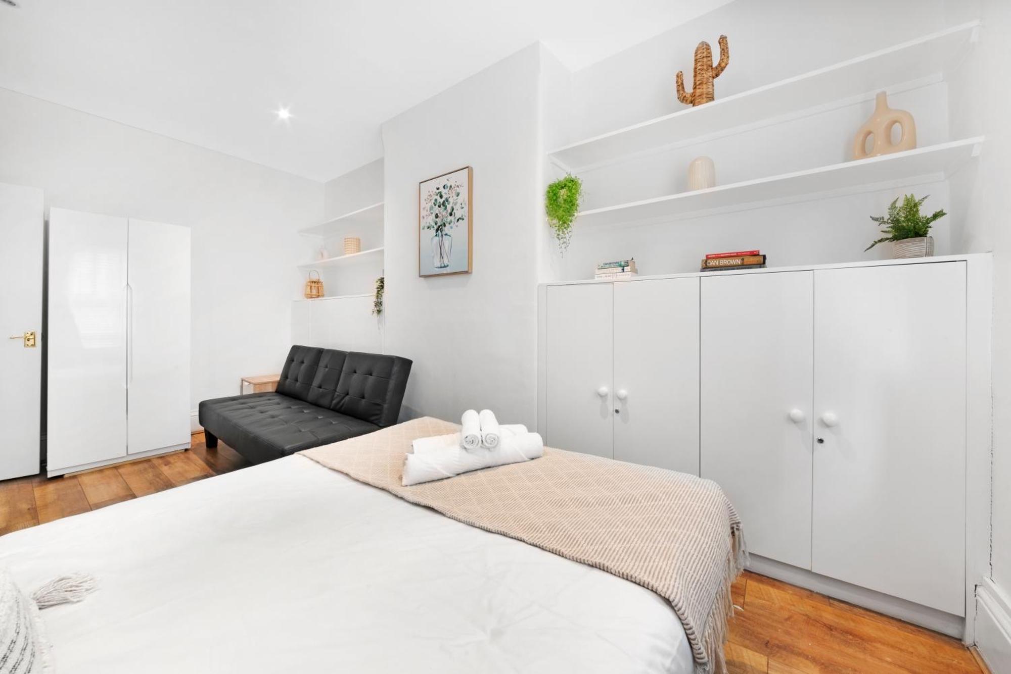 2 Bed Piccadilly Apartment 1 London Exteriör bild
