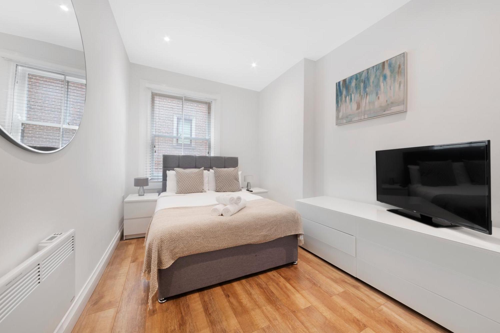 2 Bed Piccadilly Apartment 1 London Exteriör bild