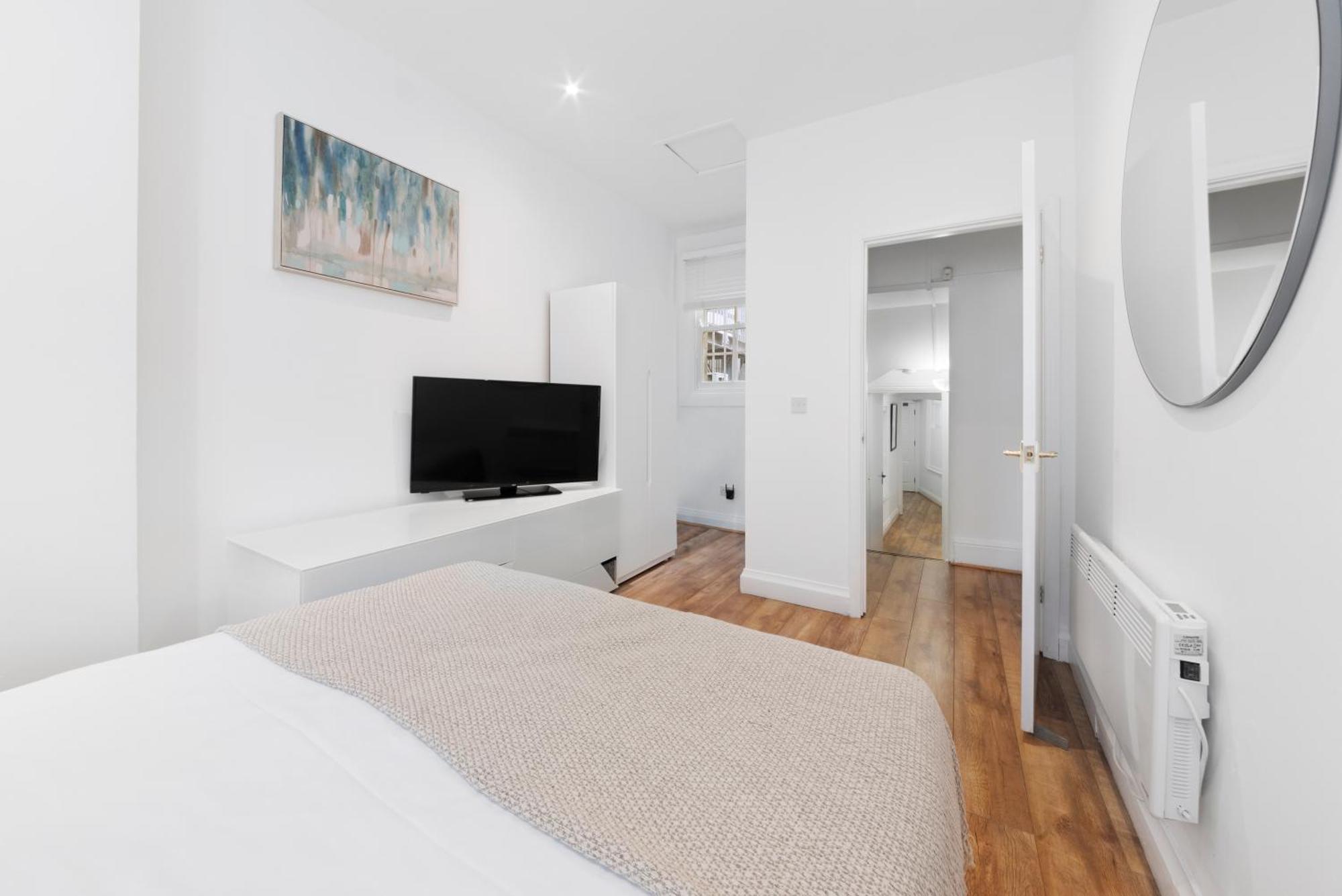 2 Bed Piccadilly Apartment 1 London Exteriör bild